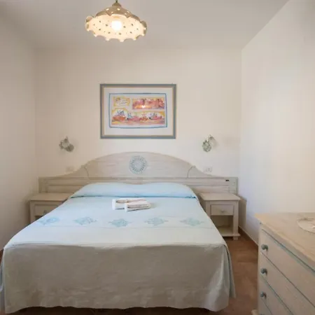 Lägenhet Superb Le Residenze Del Golfo Di Num2192